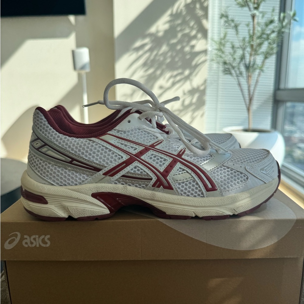 ASICS White and Burgundy Athletic Sneakers